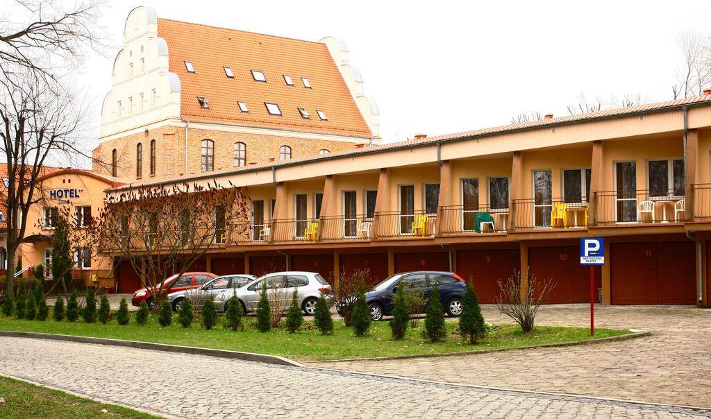 Hotel Zamek Intimt hotell i Masurien, masuriska sjöar, fritid, semester i Polen